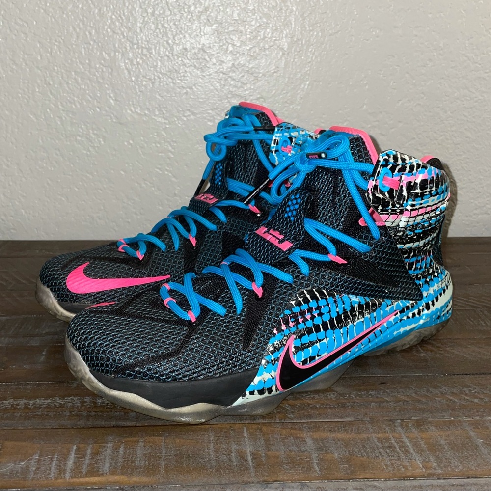 Nike Lebron XII 23 Chromosomes